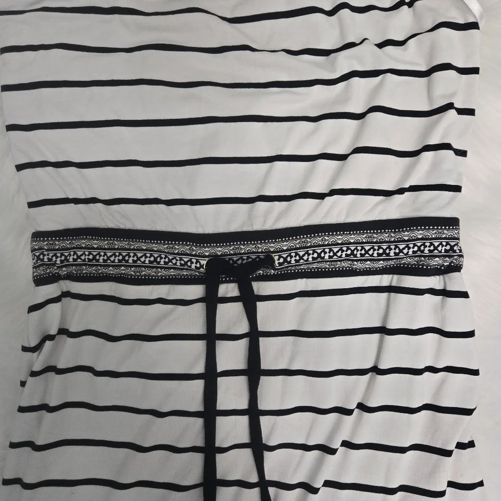 White House Black Market Bohemian Black and White Strapless Striped Dress - Picture 14 of 15